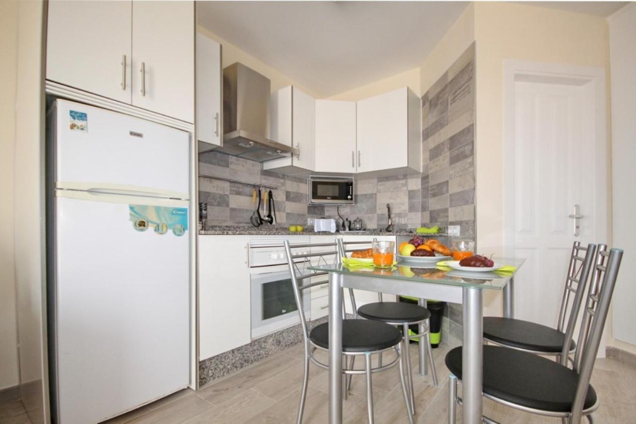 Apartment With Terrace On The Seafront In Playa Fanabe Costa Adeje  Exterior photo